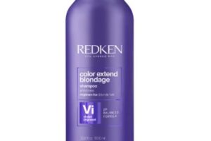 Color Extend Blondage de Redken:  Matización para pelo Rubio basado en ciencia